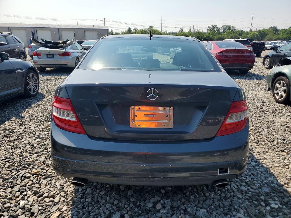 Продажа на аукционе авто 2011 Mercedes-benz C, vin: WDDGF8BB3BR133995, номер лота: 97686255