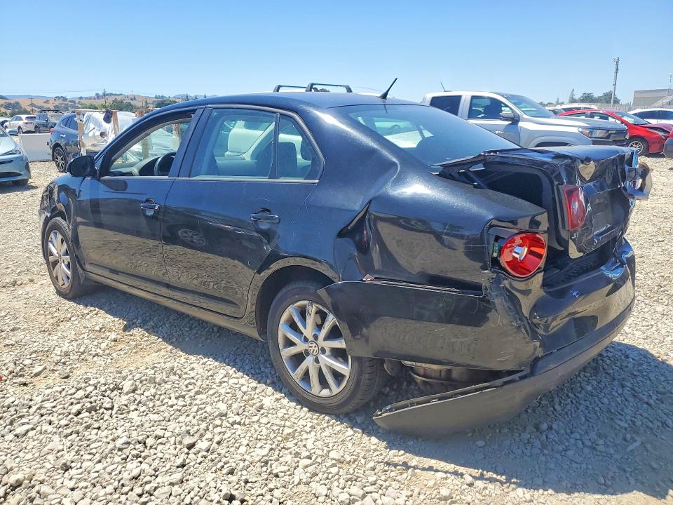 2010 Volkswagen Jetta მანქანა იყიდება აუქციონზე, vin: 3VWAZ7AJ8AM105293, აუქციონის ნომერი: 57530656