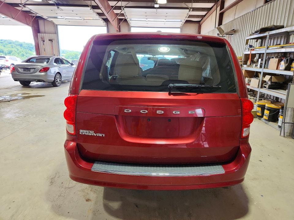 57661376 :رقم المزاد ، 2C4RDGBG9GR124850 vin ، 2016 Dodge Caravan مزاد بيع