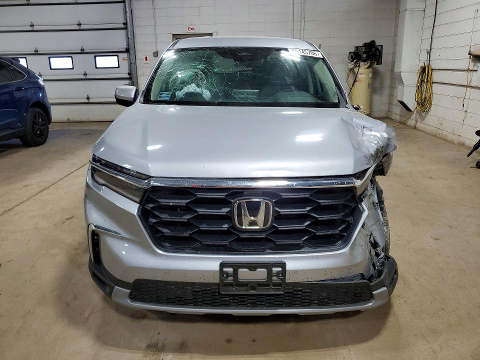 56145706 :رقم المزاد ، 5FNYG1H4XSB077863 vin ، 2025 Honda Pilot مزاد بيع