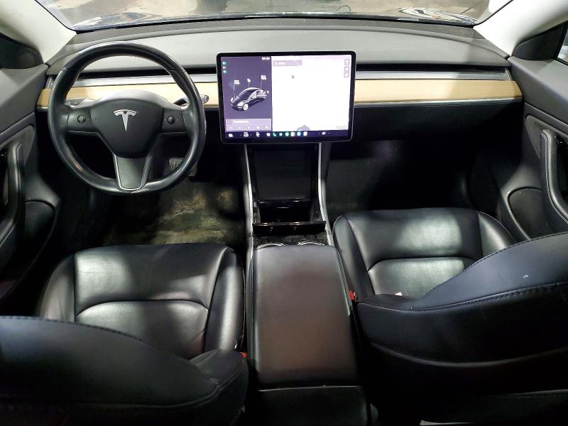 57881186 :رقم المزاد ، 5YJ3E1EB3JF186697 vin ، 2018 Tesla Model 3 مزاد بيع