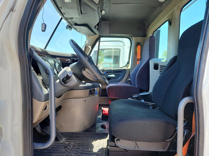 2018 Freightliner Cascadia 113 მანქანა იყიდება აუქციონზე, vin: 3AKBGADV5JSJN2644, აუქციონის ნომერი: 54418696