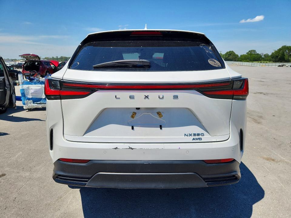57895006 :رقم المزاد ، 2T2GGCEZ1NC011570 vin ، 2022 Lexus Nx 350 مزاد بيع