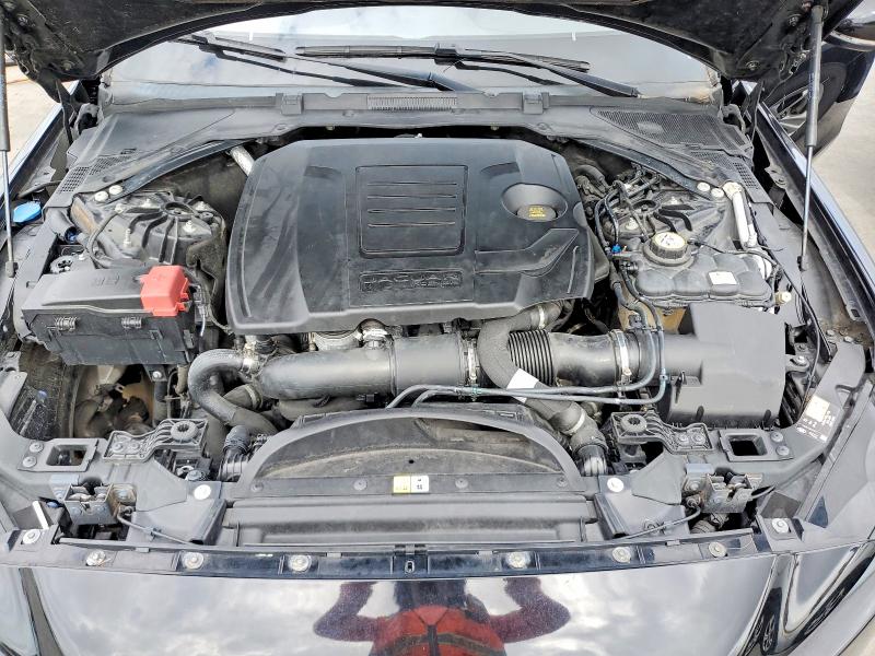 Продаж на аукціоні авто 2019 Jaguar Xe, vin: SAJAD4FX3KCP46739, номер лоту: 57033056
