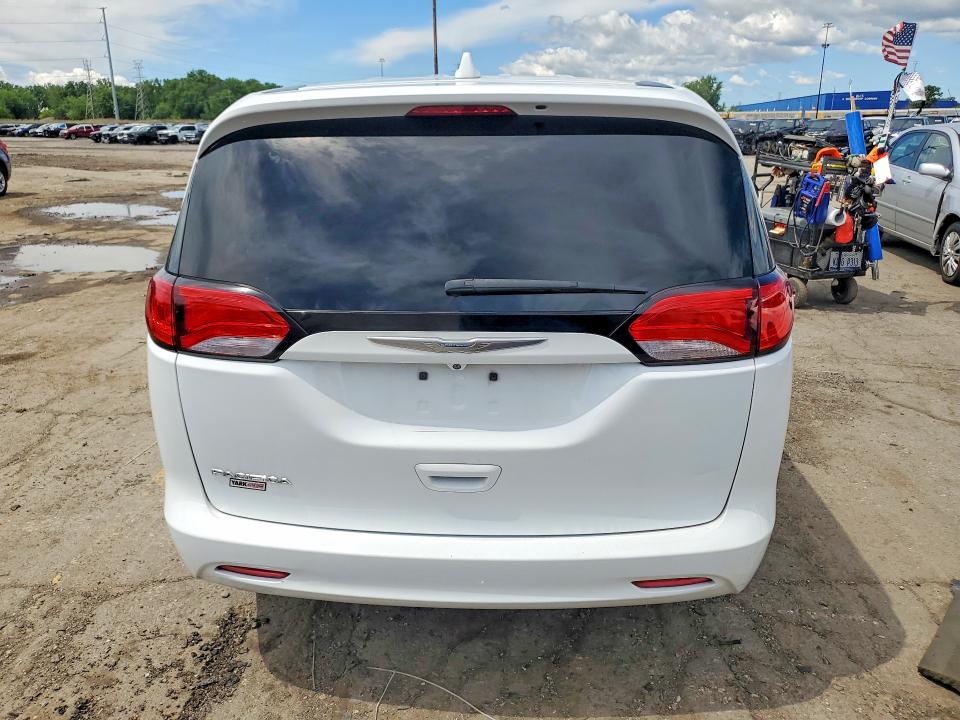 57237546 :رقم المزاد ، 2C4RC1CG6HR708722 vin ، 2017 Chrysler Pacifica مزاد بيع