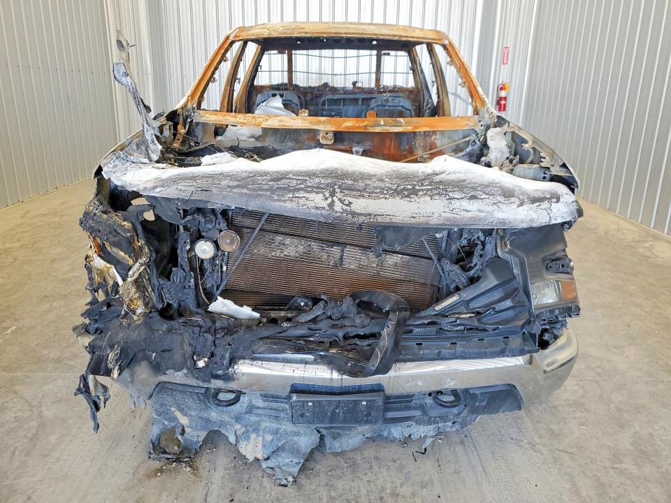 Продаж на аукціоні авто 2023 Chevrolet Silverado, vin: 2GCUDAED2P1111543, номер лоту: 55879096