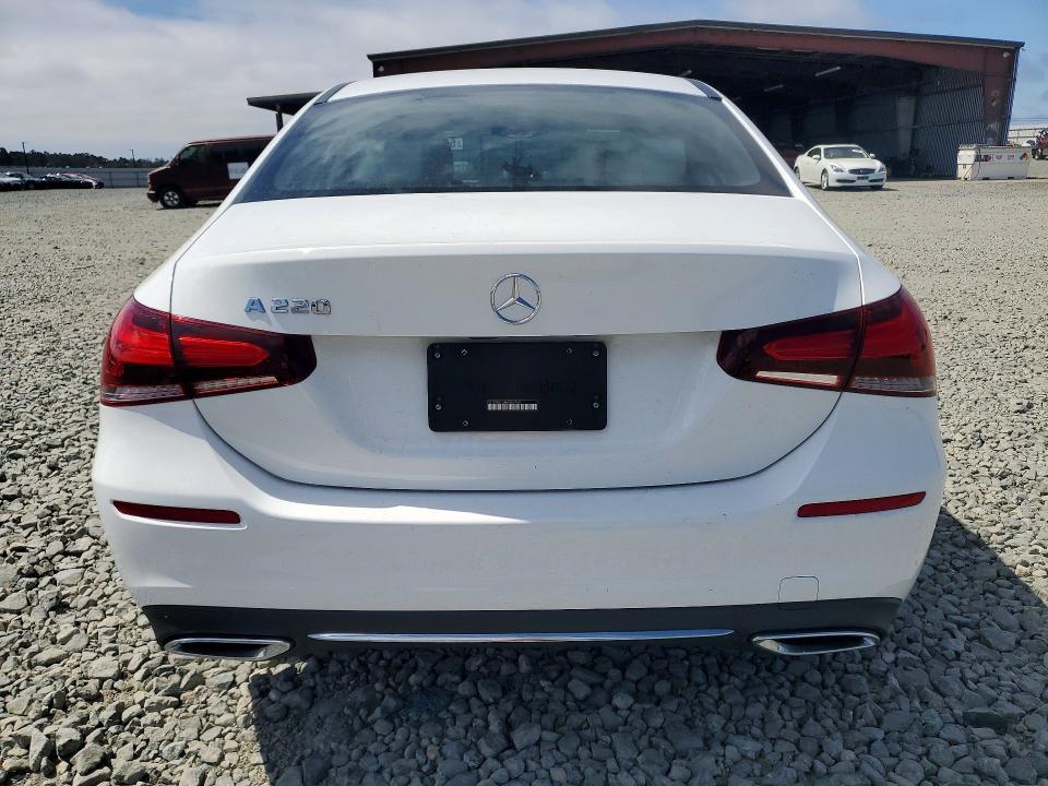 2022 Mercedes-benz A მანქანა იყიდება აუქციონზე, vin: W1K3G4EB6NJ363758, აუქციონის ნომერი: 56117206