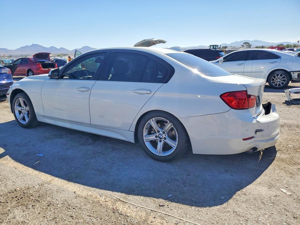 59013066 :رقم المزاد ، WBA3B1C55FK139474 vin ، 2015 Bmw 320 مزاد بيع