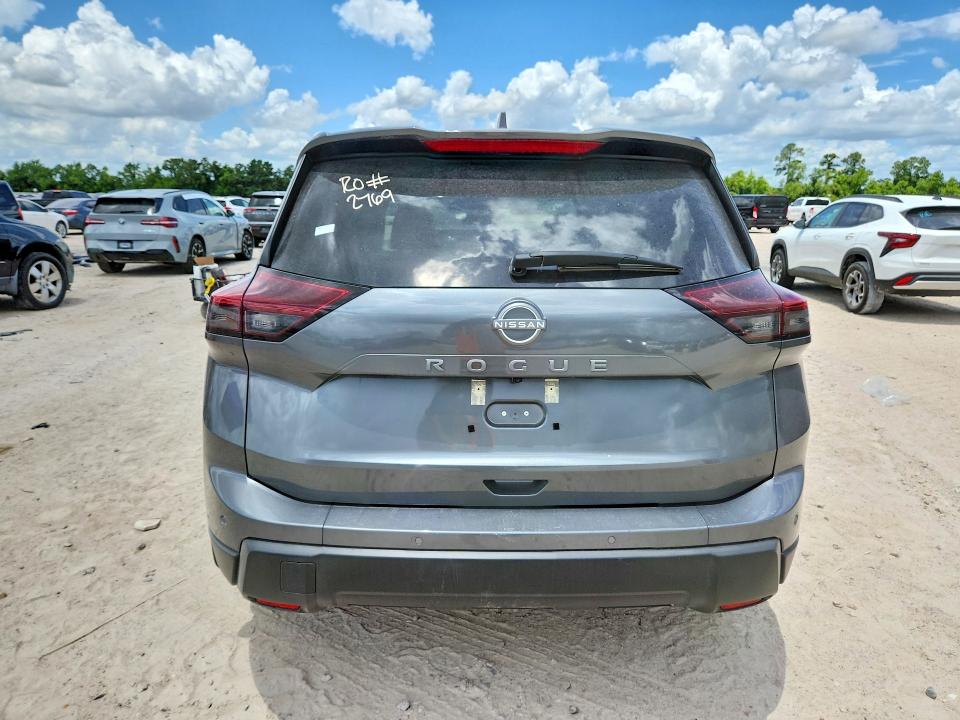 57212966 :رقم المزاد ، 5N1BT3BA7TC670764 vin ، 2026 Nissan Rogue مزاد بيع