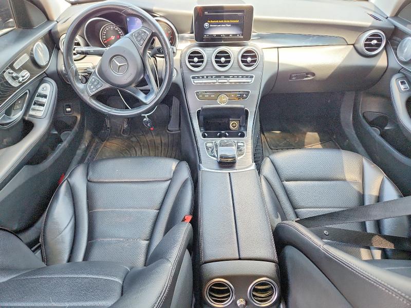 54587996 :رقم المزاد ، 55SWF4KBXFU060908 vin ، 2015 Mercedes-benz C مزاد بيع