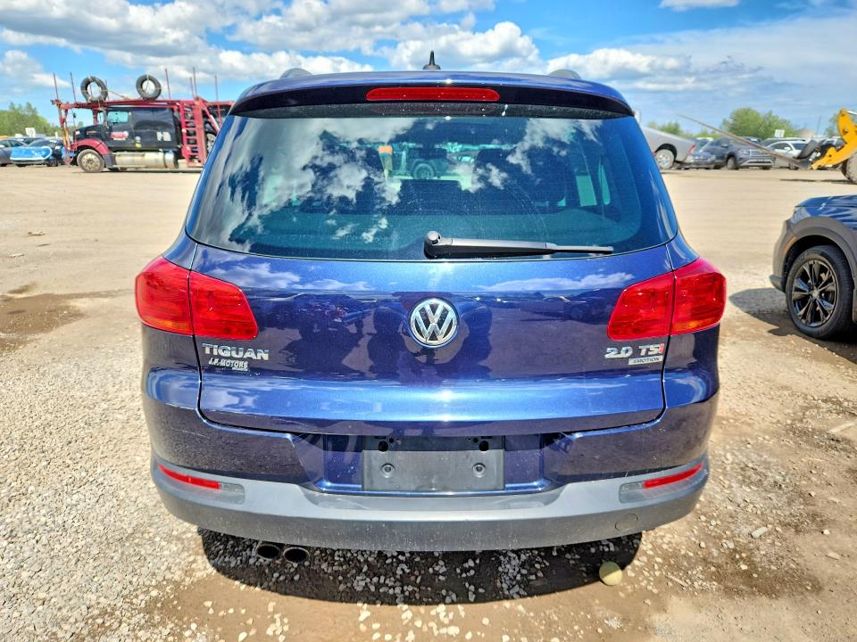 57173236 :رقم المزاد ، WVGJV7AX9FW585365 vin ، 2015 Volkswagen Tiguan مزاد بيع