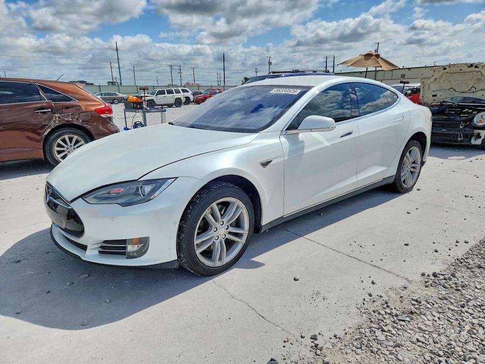 Aukcja sprzedaży 2014 Tesla Model S, vin: 5YJSA1H20EFP67857, numer aukcji: 56350826