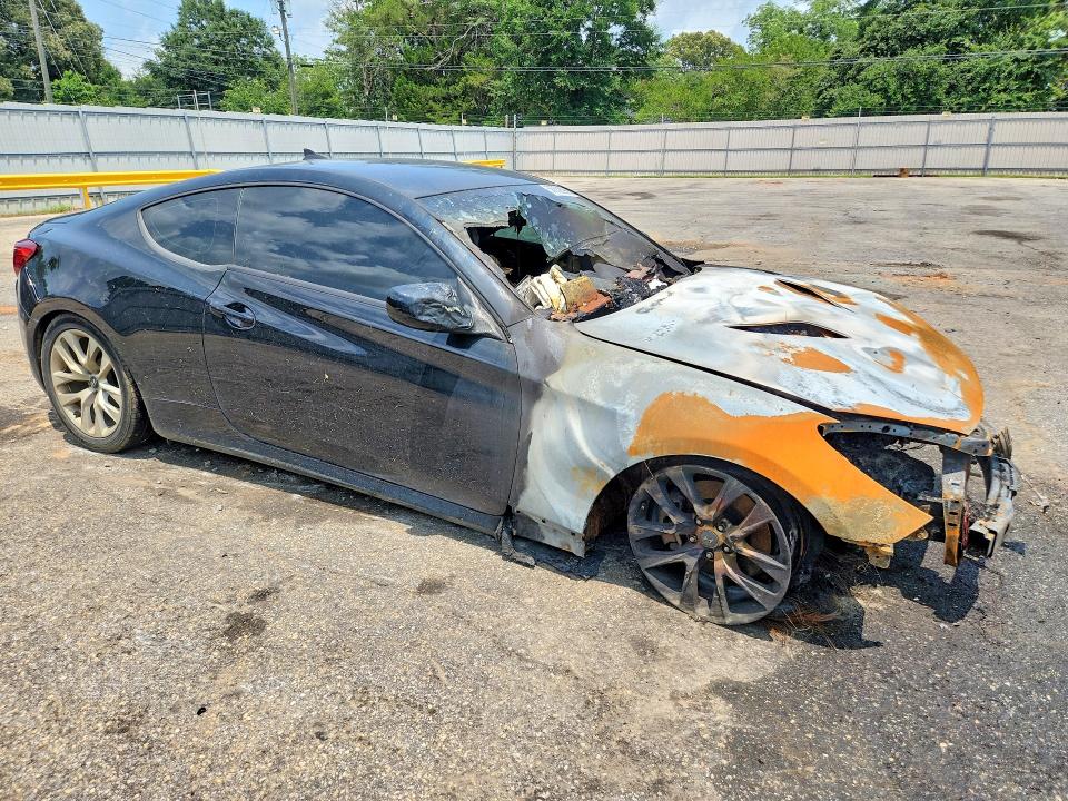 2014 Hyundai Genesis Coupe მანქანა იყიდება აუქციონზე, vin: KMHHT6KD7EU113937, აუქციონის ნომერი: 58889296