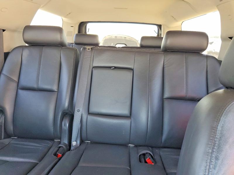 Продажа на аукционе авто 2008 Chevrolet Suburban, vin: 1GNFK16358J238788, номер лота: 55058726