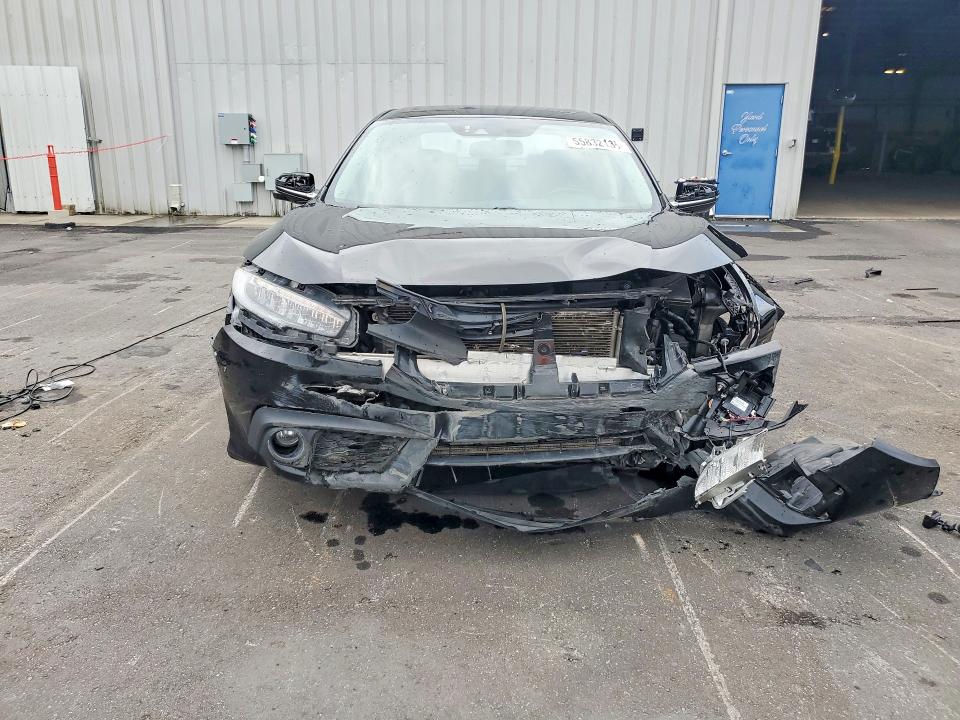 2017 Honda Civic მანქანა იყიდება აუქციონზე, vin: 19XFC1F91HE008950, აუქციონის ნომერი: 55832136
