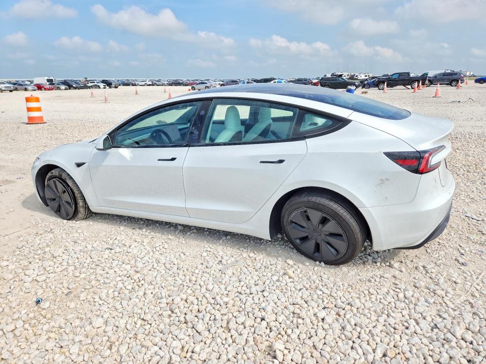 55805666 :رقم المزاد ، 5YJ3E1EA8TF139451 vin ، 2026 Tesla Model 3 مزاد بيع