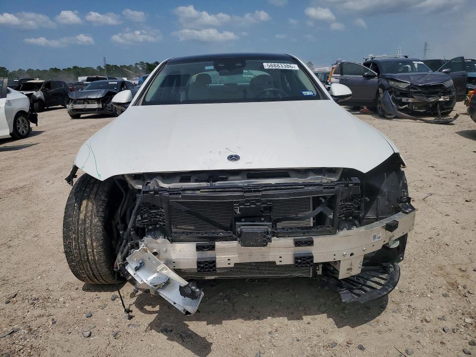 2024 Mercedes-benz E მანქანა იყიდება აუქციონზე, vin: W1KLF4HB7RA008232, აუქციონის ნომერი: 58883386