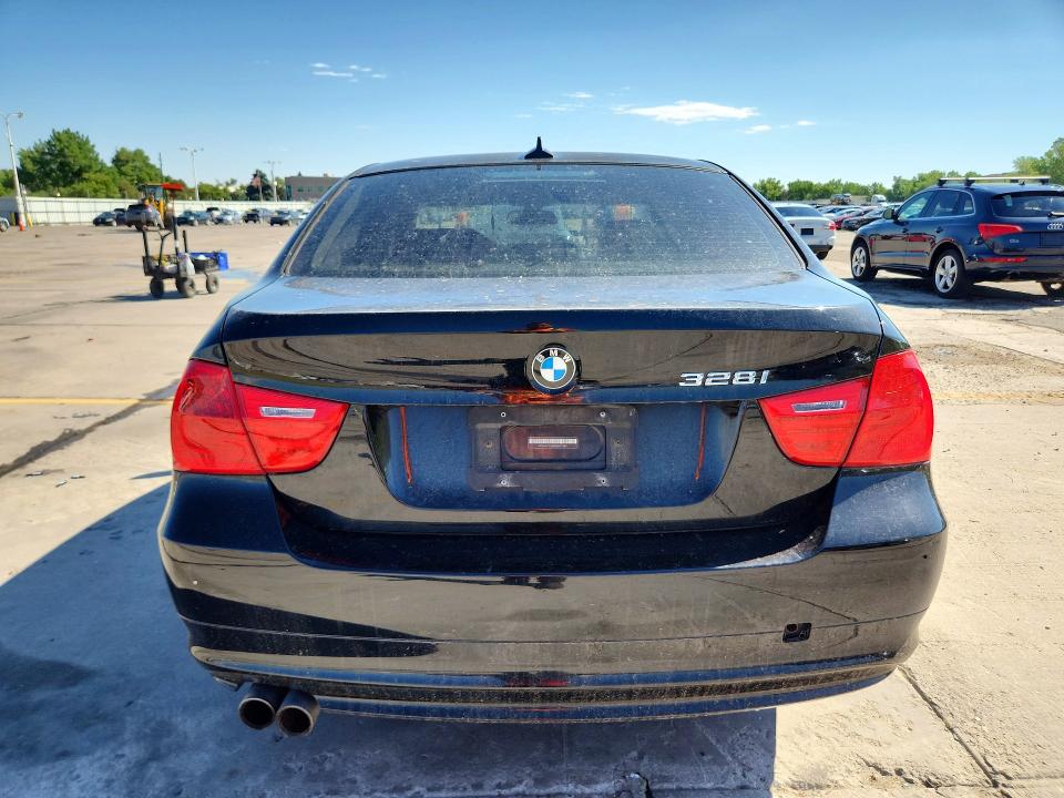 2011 Bmw 328 მანქანა იყიდება აუქციონზე, vin: WBAPK7G55BNN77984, აუქციონის ნომერი: 58994816