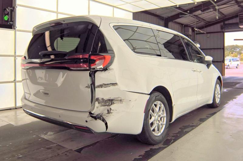 Продажа на аукционе авто 2023 Chrysler Pacifica, vin: 2C4RC1FGXPR559578, номер лота: 59644206