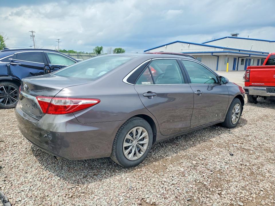 2015 Toyota Camry მანქანა იყიდება აუქციონზე, vin: 4T4BF1FK3FR474520, აუქციონის ნომერი: 56274976