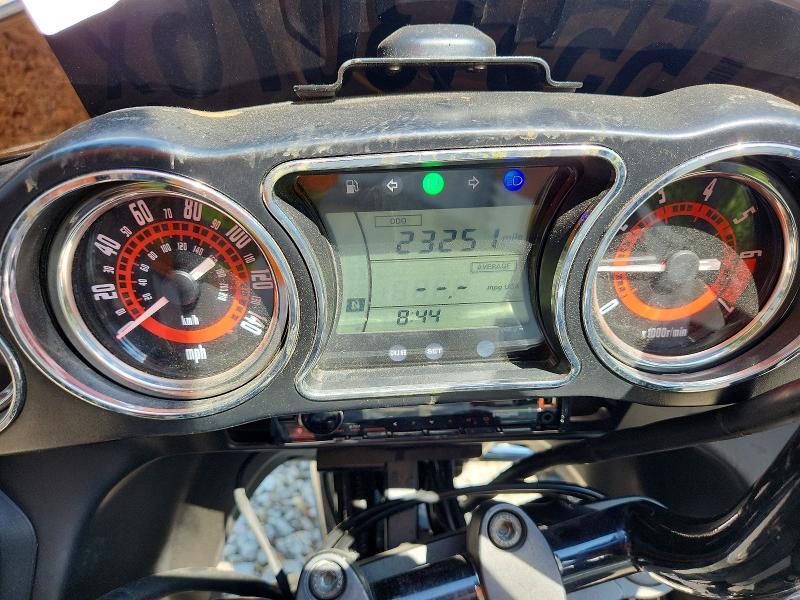 55513076 :رقم المزاد ، JKBVNRJ1XBA002473 vin ، 2011 Kawasaki Vn1700 مزاد بيع