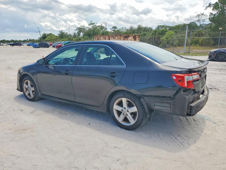 2014 Toyota Camry მანქანა იყიდება აუქციონზე, vin: 4T1BF1FK1EU462214, აუქციონის ნომერი: 56687396