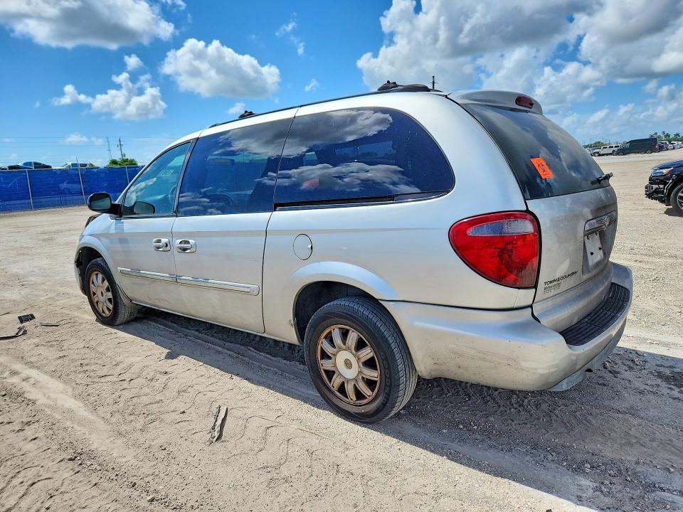 2005 Chrysler Town & Country მანქანა იყიდება აუქციონზე, vin: 2C8GP54L15R460579, აუქციონის ნომერი: 58130156