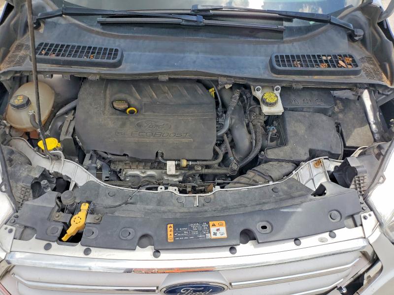 55915146 :رقم المزاد ، 1FMCU0GD5JUD07552 vin ، 2018 Ford Escape مزاد بيع