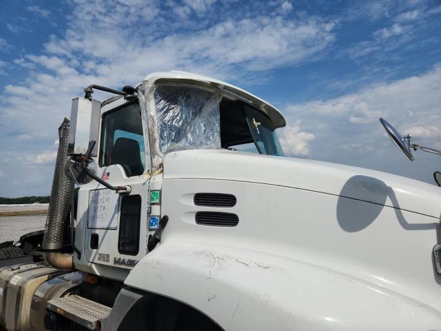 56590516 :رقم المزاد ، 1M1AW02Y4HM084222 vin ، 2017 Mack 600 مزاد بيع