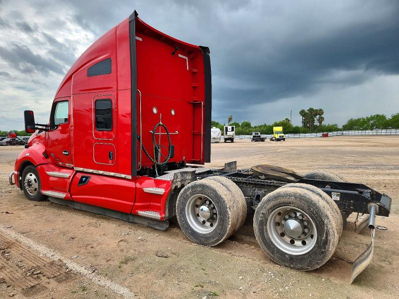 Продаж на аукціоні авто 2022 Kenworth T680, vin: 1XKYD49X0NJ482327, номер лоту: 57242546