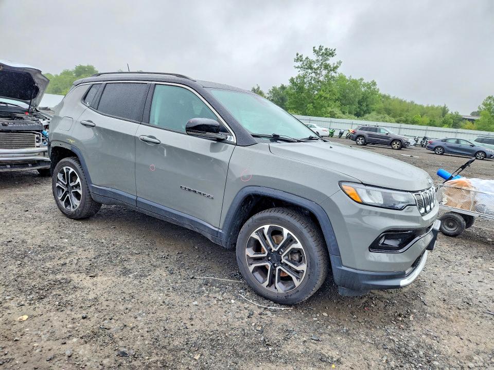57703936 :رقم المزاد ، 3C4NJDCB2NT111702 vin ، 2022 Jeep Compass مزاد بيع