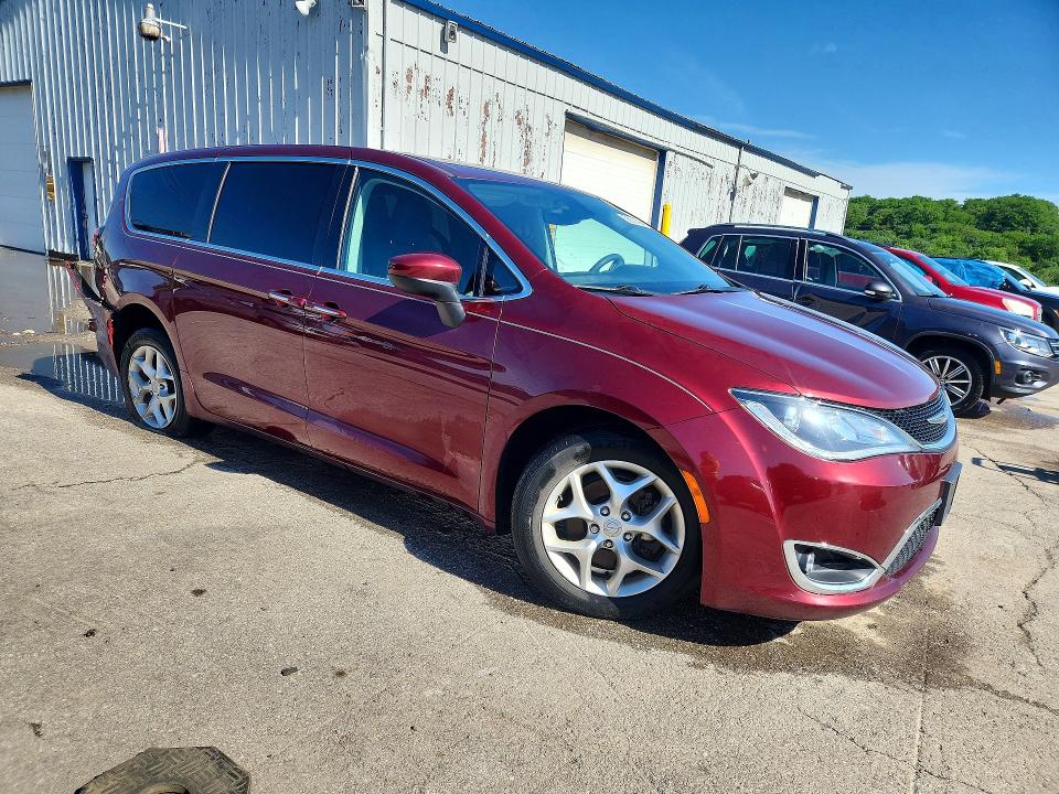 2017 Chrysler Pacifica მანქანა იყიდება აუქციონზე, vin: 2C4RC1BG0HR777407, აუქციონის ნომერი: 56821456