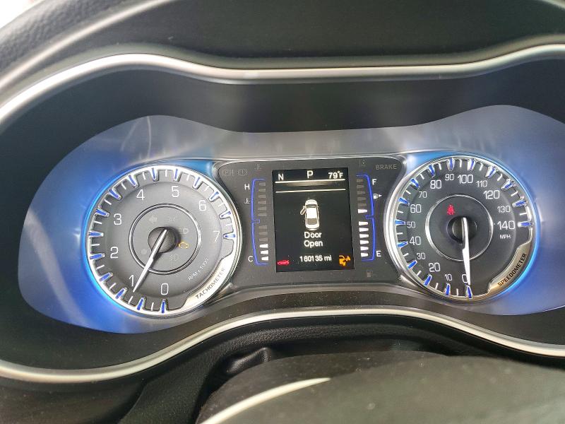 2015 Chrysler 200 მანქანა იყიდება აუქციონზე, vin: 1C3CCCABXFN638729, აუქციონის ნომერი: 59119466