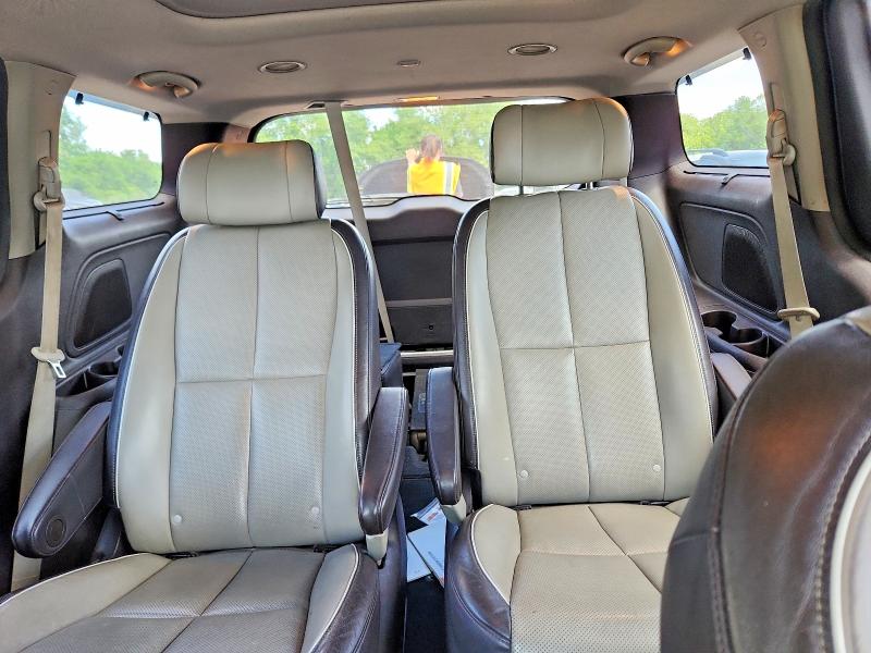 Продажа на аукционе авто 2016 Kia Sedona, vin: KNDME5C15G6146647, номер лота: 55123696