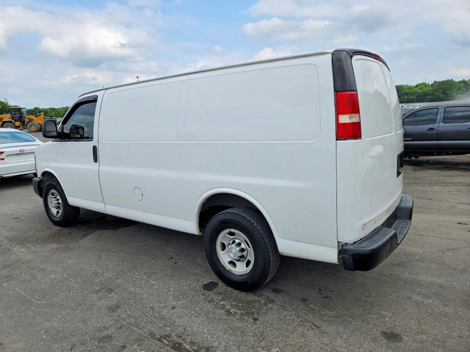 57017176 :رقم المزاد ، 1GCWGFCF2F1168864 vin ، 2015 Chevrolet Express G2500 مزاد بيع