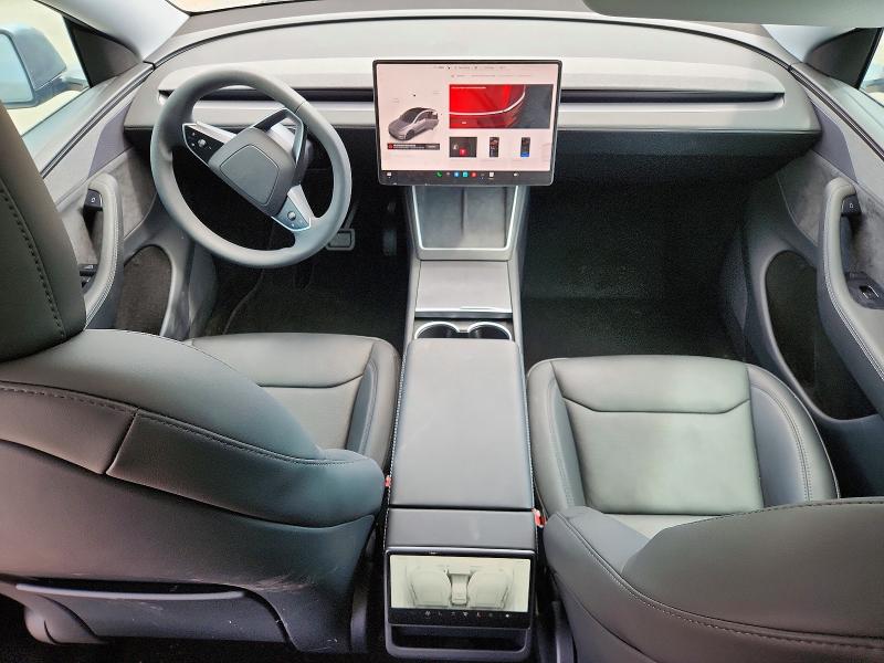 2026 Tesla Model Y მანქანა იყიდება აუქციონზე, vin: 7SAYGDEE5TF386191, აუქციონის ნომერი: 56492486