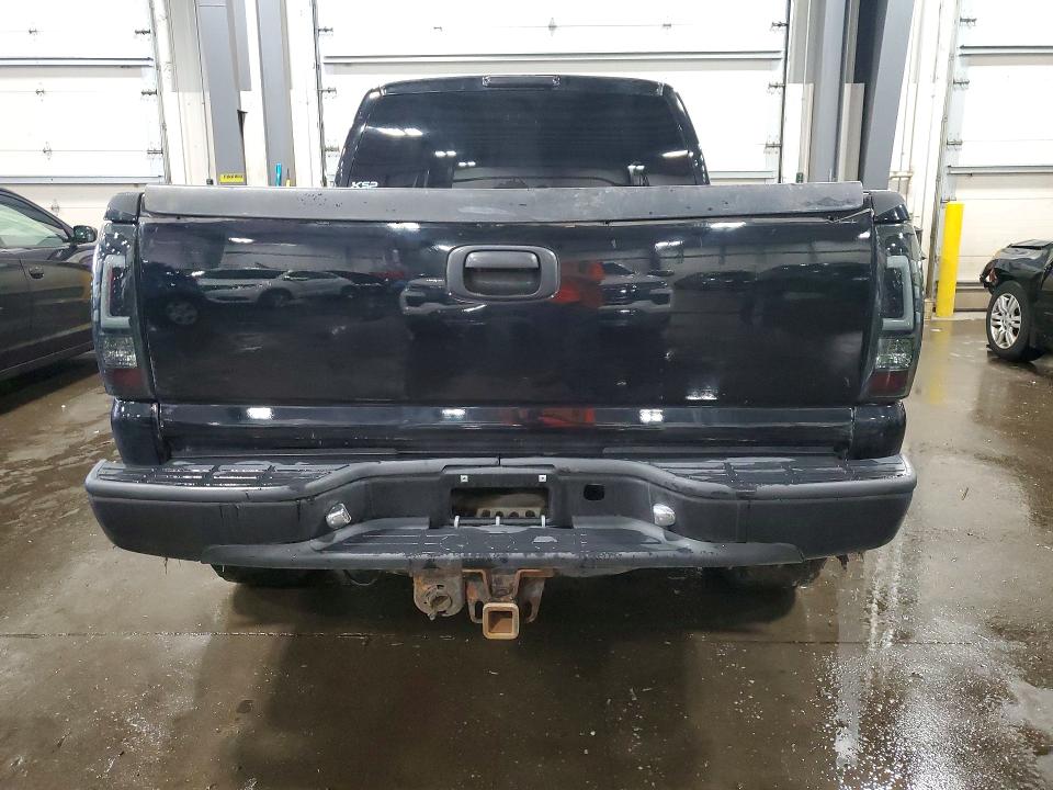 Продаж на аукціоні авто 2002 Chevrolet Silverado, vin: 1GCHK29U02E225300, номер лоту: 57847806