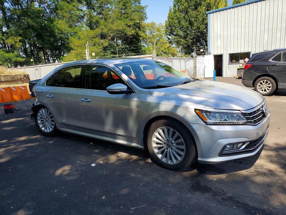 Продаж на аукціоні авто 2017 Volkswagen Passat, vin: 1VWBT7A31HC035672, номер лоту: 58261246