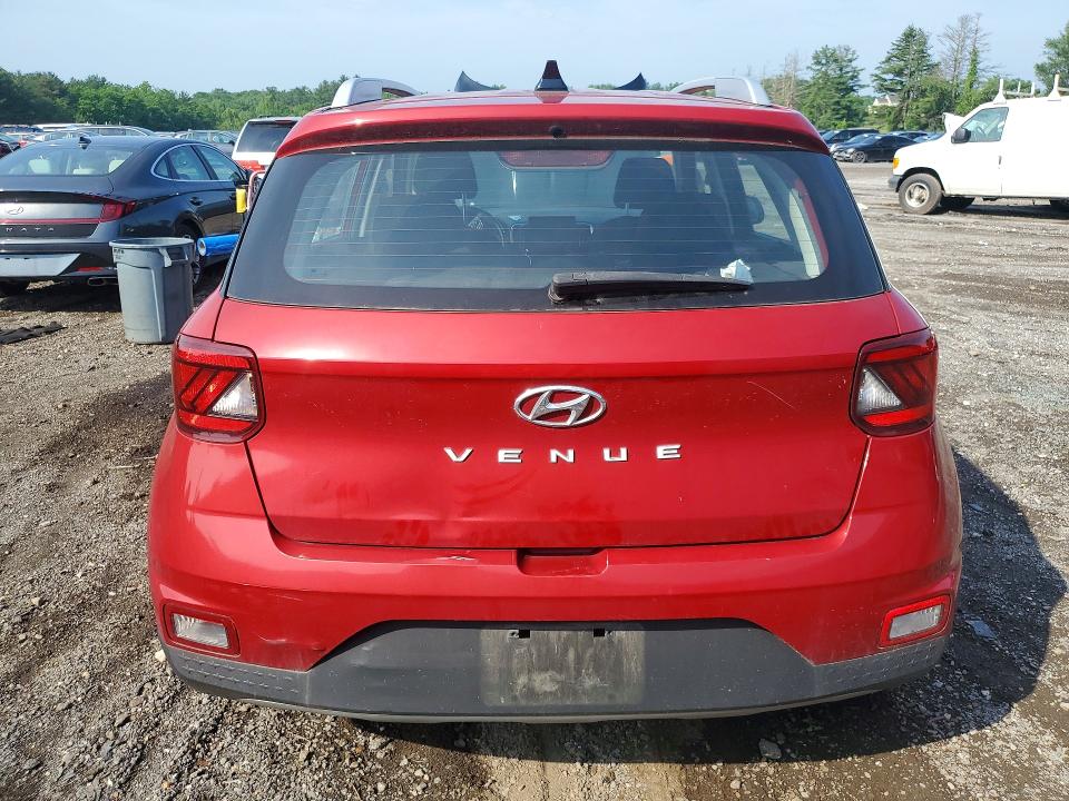 55778126 :رقم المزاد ، KMHRC8A39NU186946 vin ، 2022 Hyundai Venue مزاد بيع