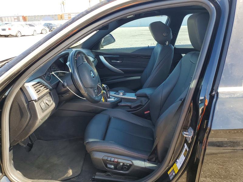 56166326 :رقم المزاد ، WBA8E1C37HA030020 vin ، 2017 Bmw 330e مزاد بيع