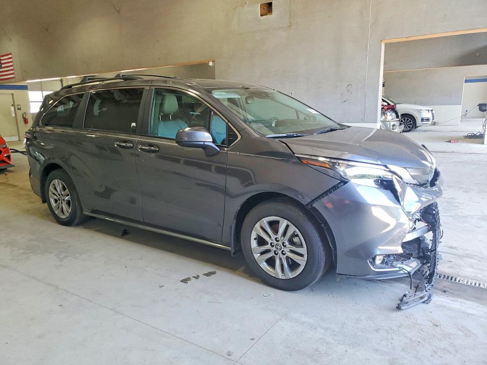 59272516 :رقم المزاد ، 5TDJSKFC1SS183274 vin ، 2025 Toyota Sienna مزاد بيع