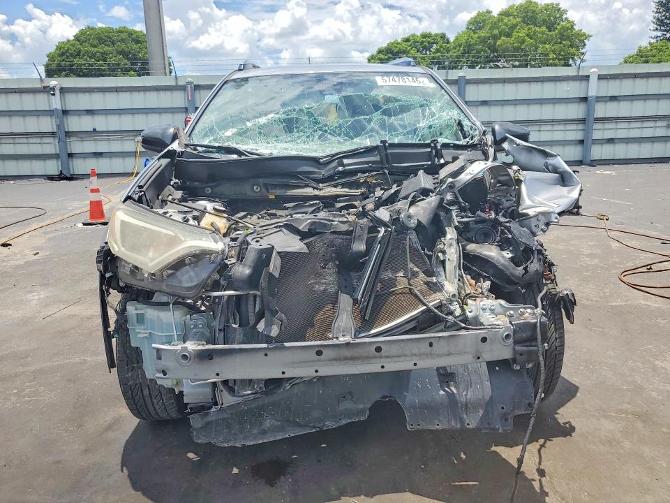 57478146 :رقم المزاد ، JTMZFREV2JJ196162 vin ، 2018 Toyota Rav4 مزاد بيع
