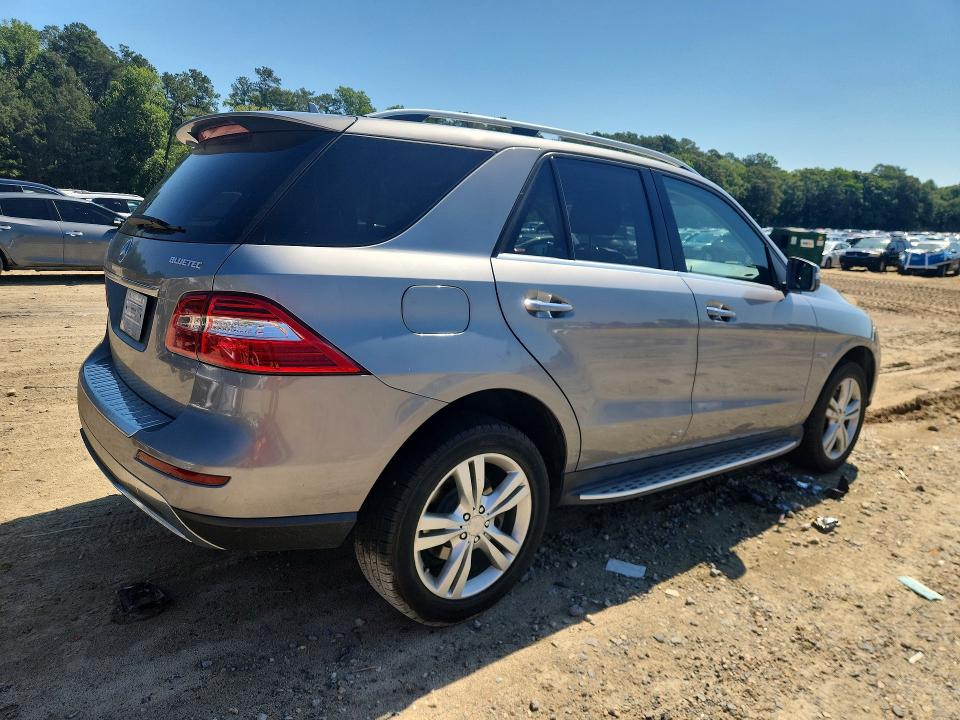 56593206 :رقم المزاد ، 4JGDA2EB5CA025054 vin ، 2012 Mercedes-benz Ml مزاد بيع