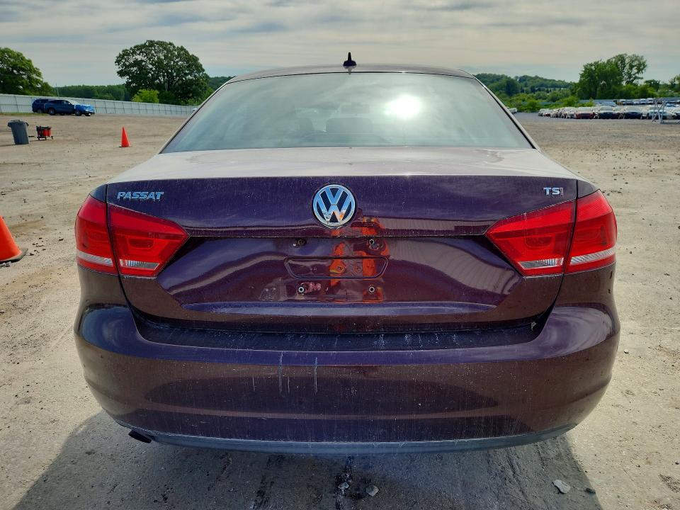 2014 Volkswagen Passat მანქანა იყიდება აუქციონზე, vin: 1VWAT7A32EC079543, აუქციონის ნომერი: 56104216