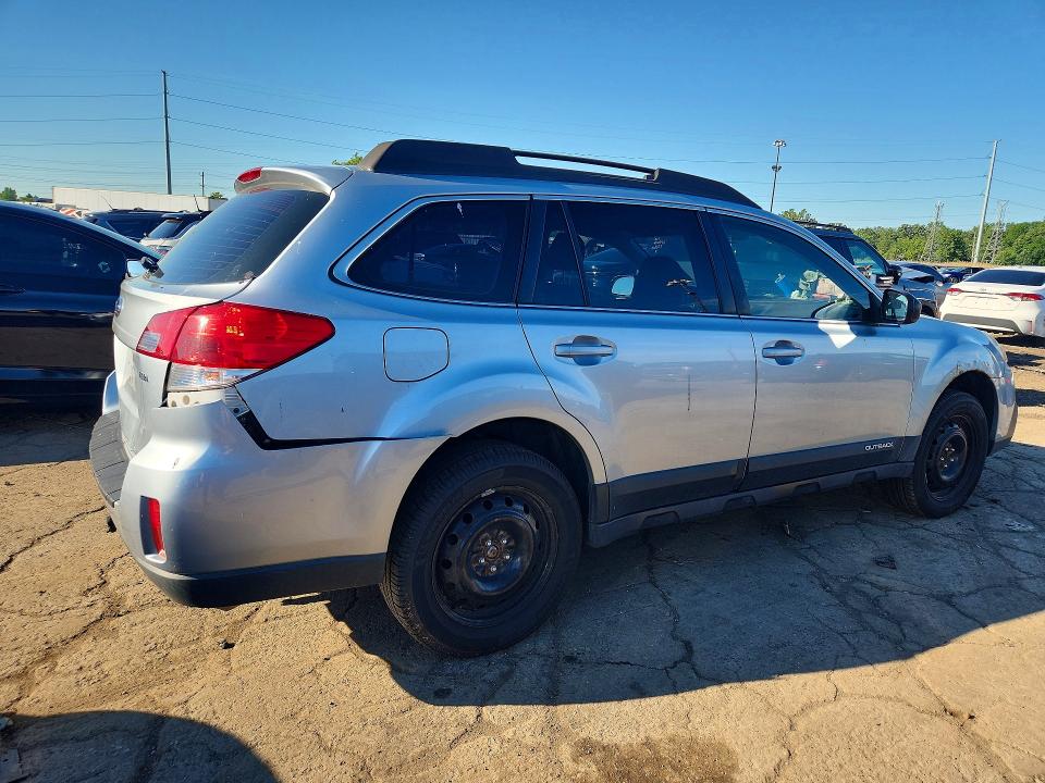 2014 Subaru Outback მანქანა იყიდება აუქციონზე, vin: 4S4BRCAC8E3320712, აუქციონის ნომერი: 58561456