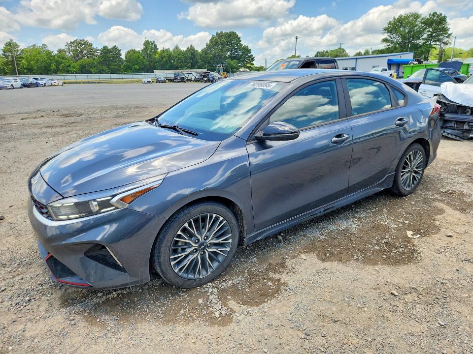2022 Kia Forte მანქანა იყიდება აუქციონზე, vin: 3KPF54AD7NE449758, აუქციონის ნომერი: 76296895