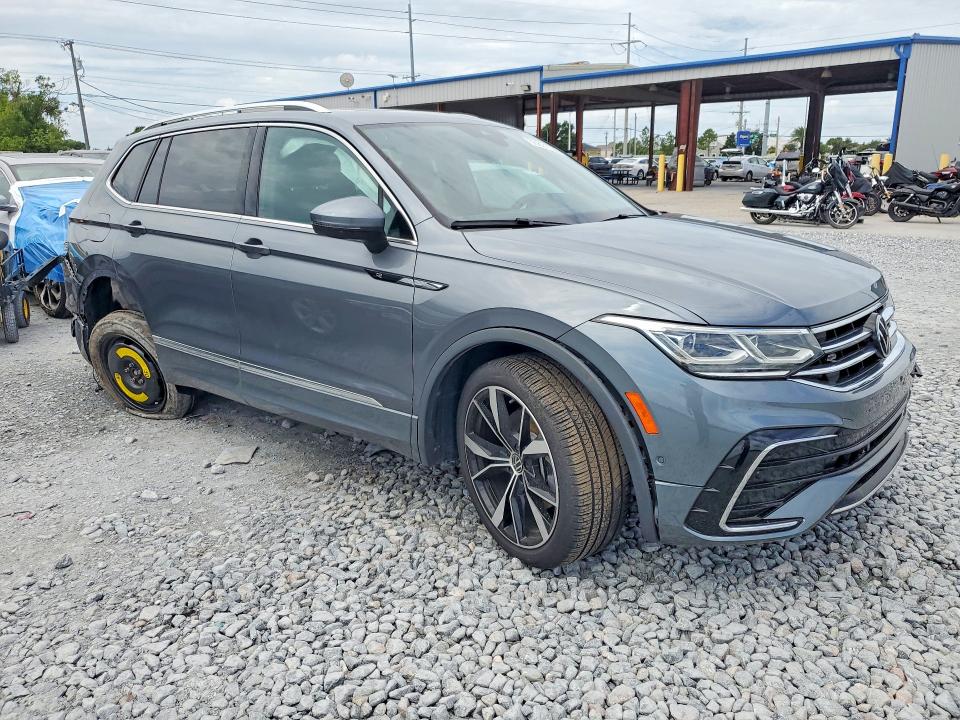 2022 Volkswagen Tiguan მანქანა იყიდება აუქციონზე, vin: 3VV4B7AX7NM023703, აუქციონის ნომერი: 55891636