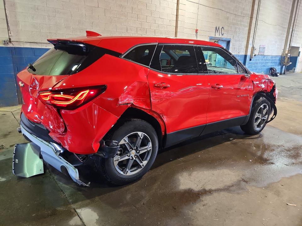 Продажа на аукционе авто 2026 Chevrolet Blazer, vin: 3GNKBHR42TS168069, номер лота: 58479656