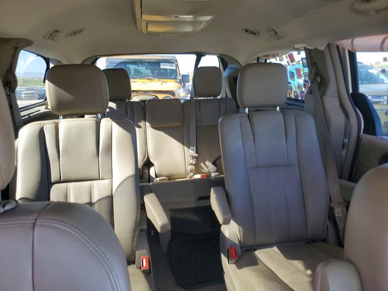 58077016 :رقم المزاد ، 2C4RC1CG4FR573320 vin ، 2015 Chrysler Town & Country مزاد بيع