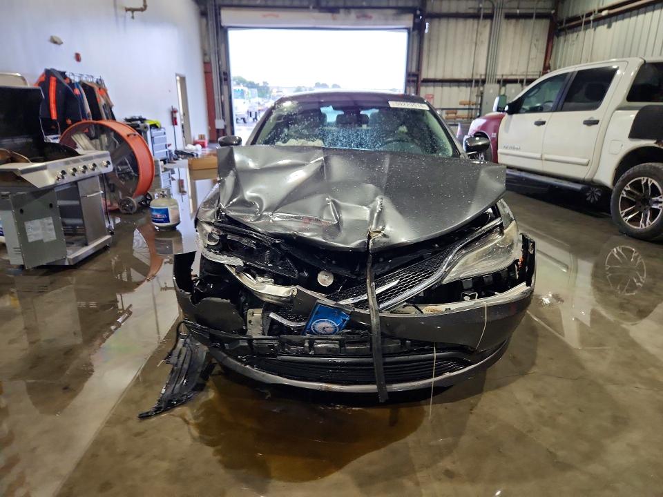 2015 Chrysler 200 მანქანა იყიდება აუქციონზე, vin: 1C3CCCFB1FN635050, აუქციონის ნომერი: 59229516